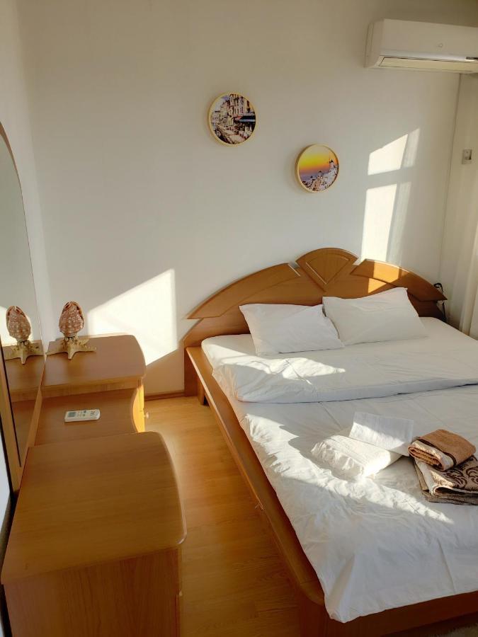 Appartement Welcoming In Prishtina à Pristina Extérieur photo